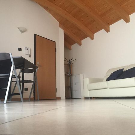 ברגמו Jomary Apartment מראה חיצוני תמונה
