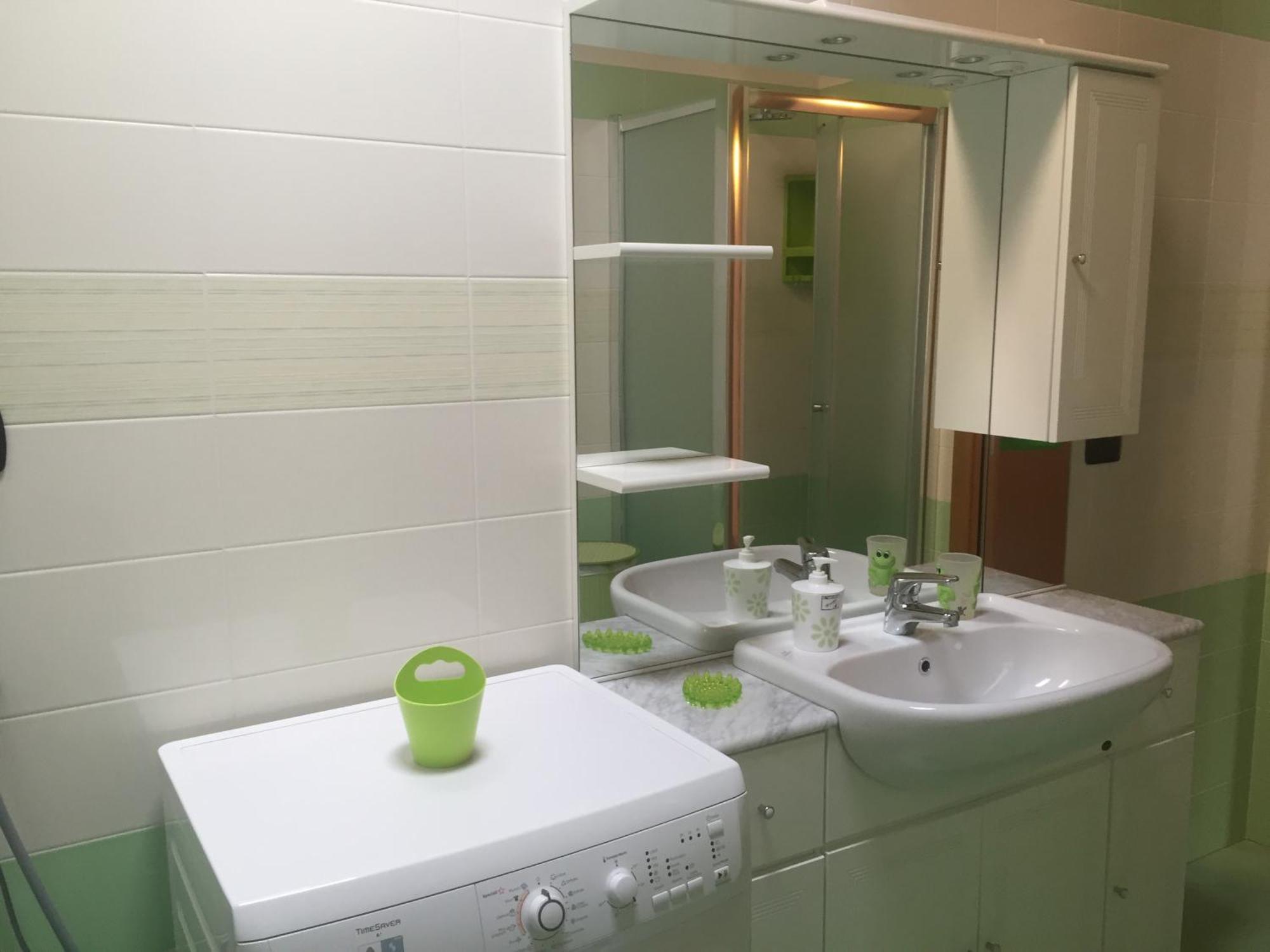 ברגמו Jomary Apartment מראה חיצוני תמונה